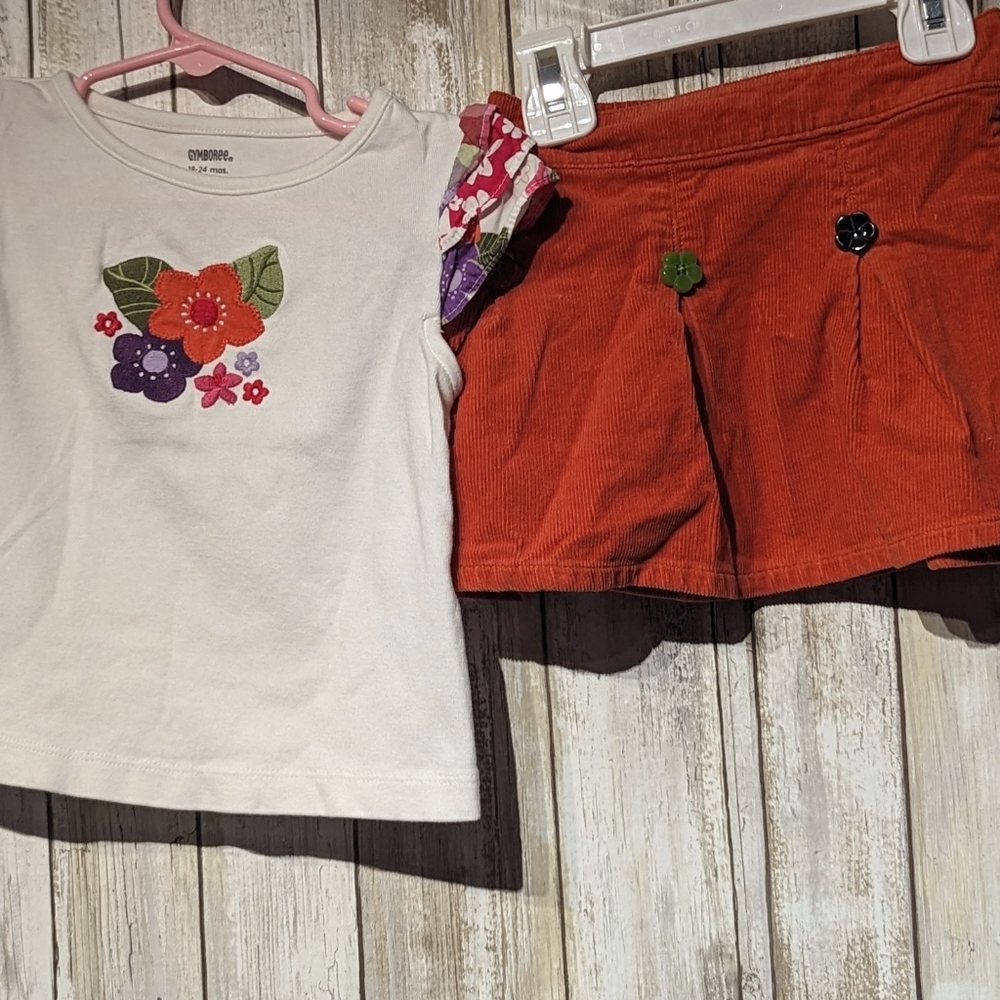 Gymboree girls 2 piece set size 18-24mnths.